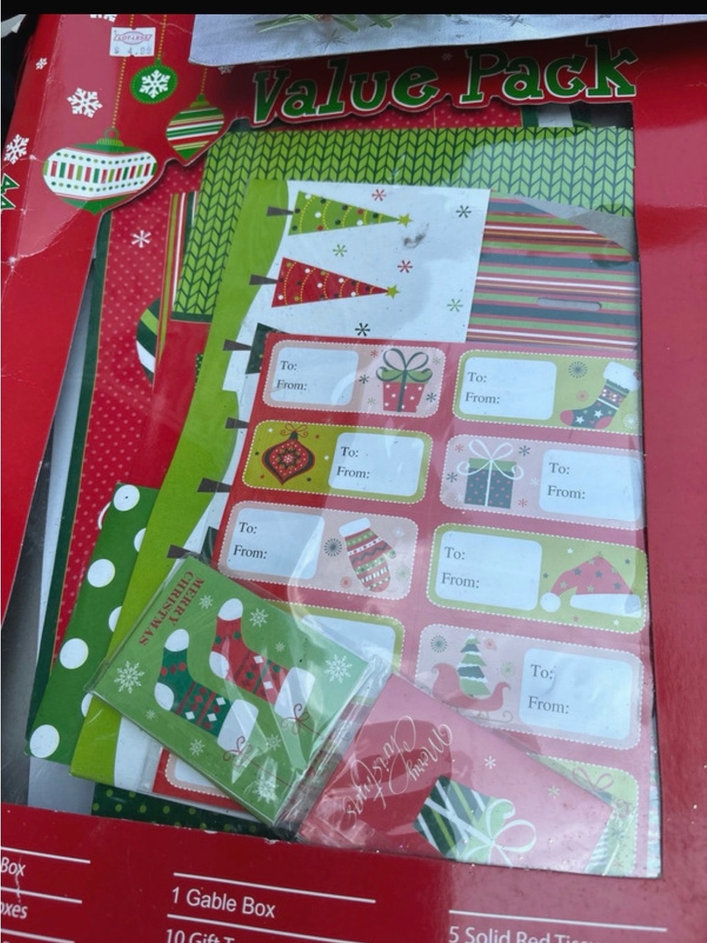 Christmas Gift Wrap Set - Green & Red
